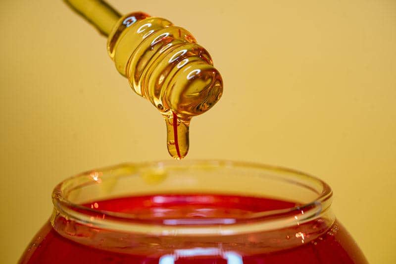 https://unsplash.com/photos/clear-glass-bottle-pouring-red-liquid-on-clear-drinking-glass-Rcj302Npzis
