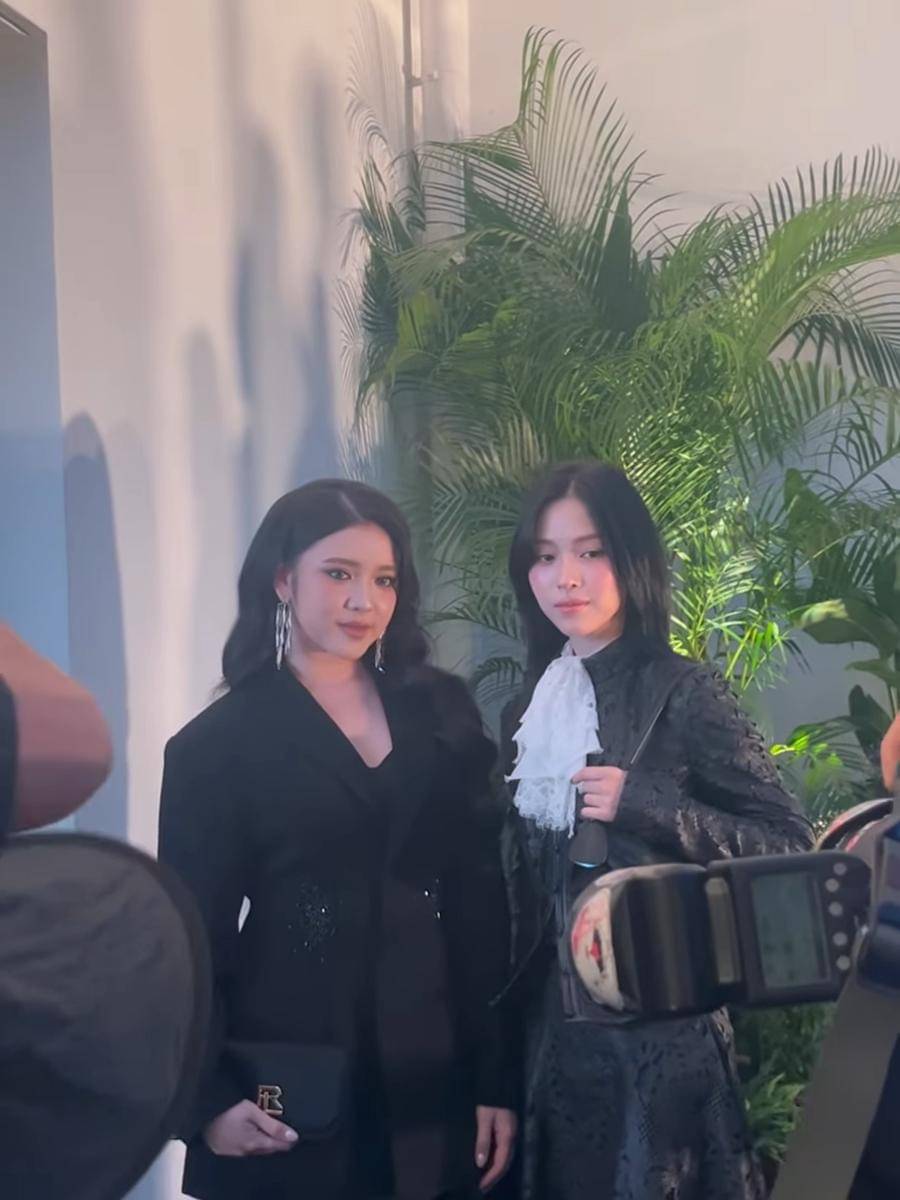 Potret Tiara Andini bertemu Ryujin ITZY di acara Ralph Lauren