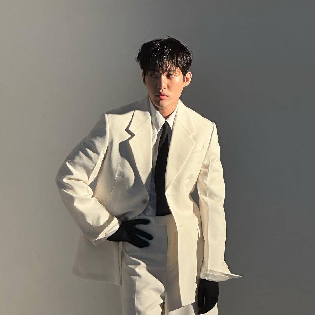Potret Kim Gun Woo