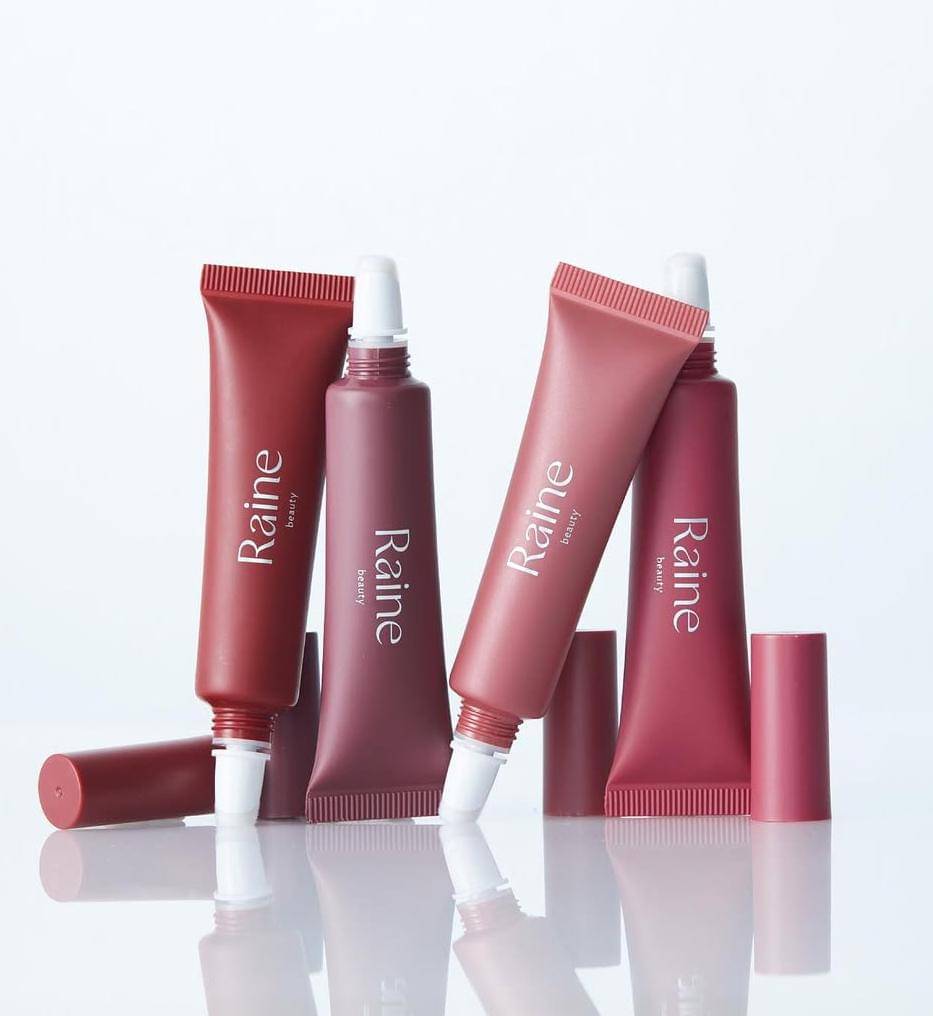 Produk makeup Raine Beauty