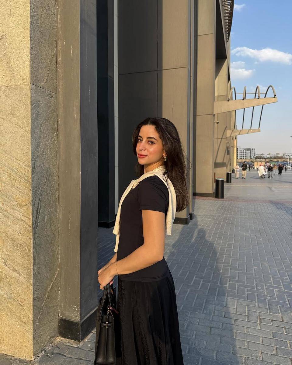 potret Sarah Hany