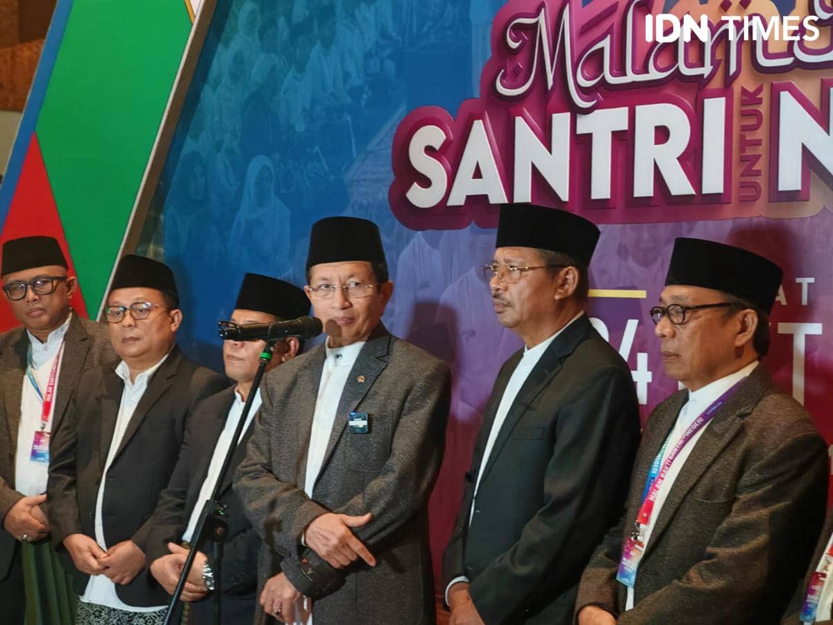 Menteri Agama (Menag), Nasaruddin Umar dalam acara Malam Bakti Santri untuk Negeri yang digelar di Taman Mini Indonesia Indah (TMII), Jakarta Timur, Jumat (24/10/2025) (IDN Times/Ilman Nafi'an)