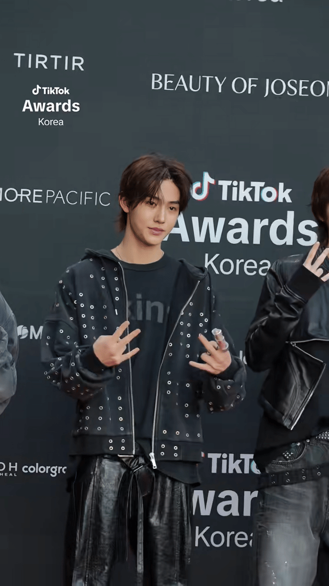CORTIS di red carpet Tik Tok Awards 2025 (tiktok.com/@tiktok_kr)