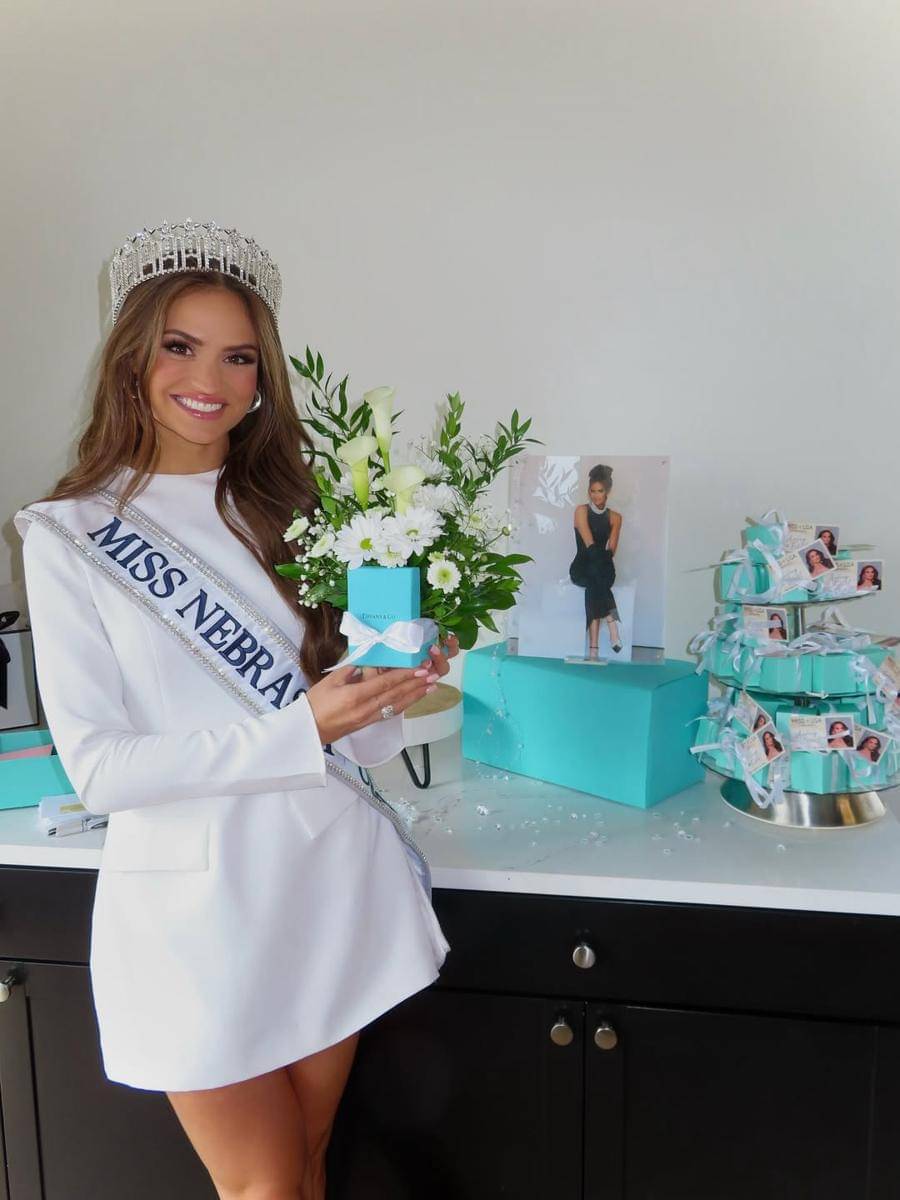 potret Audrey Eckert, Miss Universe Amerika Serikat 2025