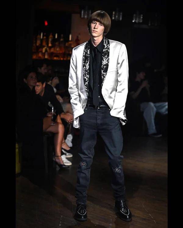 Koleksi John Richmond S/S '26 di London Fashion Week