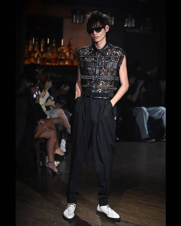 Koleksi John Richmond S/S '26 di London Fashion Week
