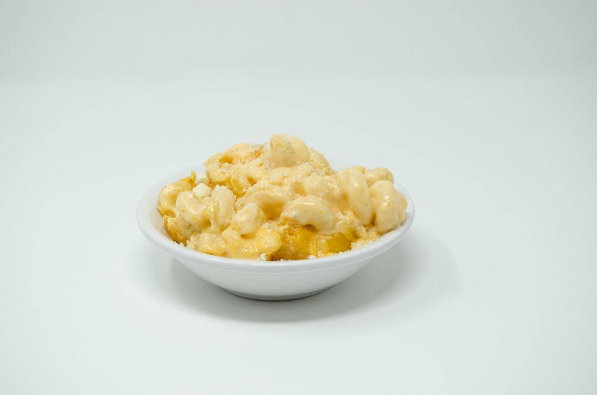 ilustrasi mac and cheese