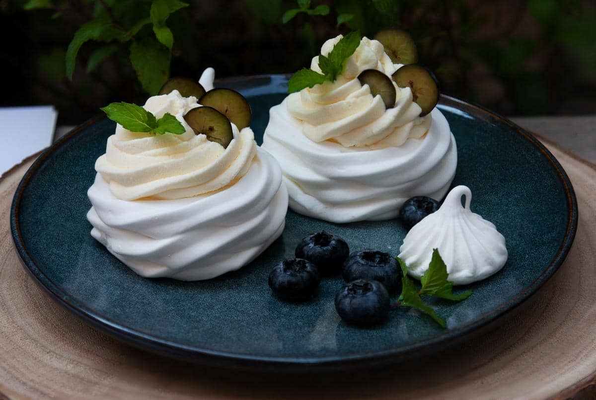 4 Tips Membuat Kue Meringue yang Renyah, Mudah Dibuat!