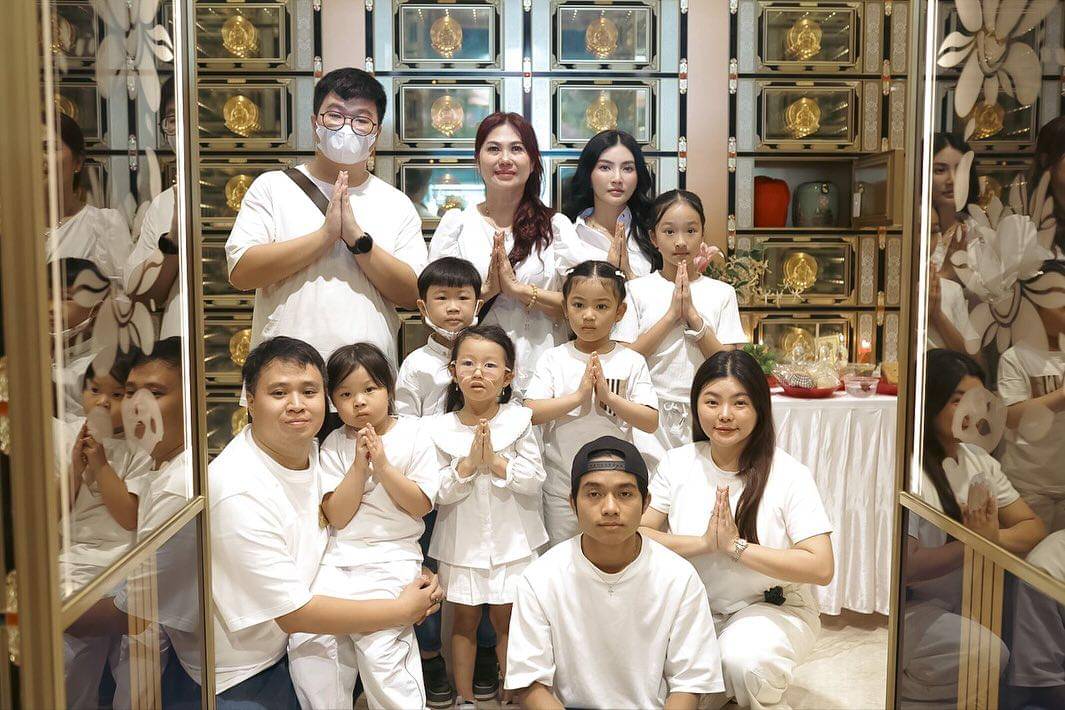 Sarwendah Memperingati 100 Hari Kepergian Sang Ayah (instagram.com/sarwendah29)