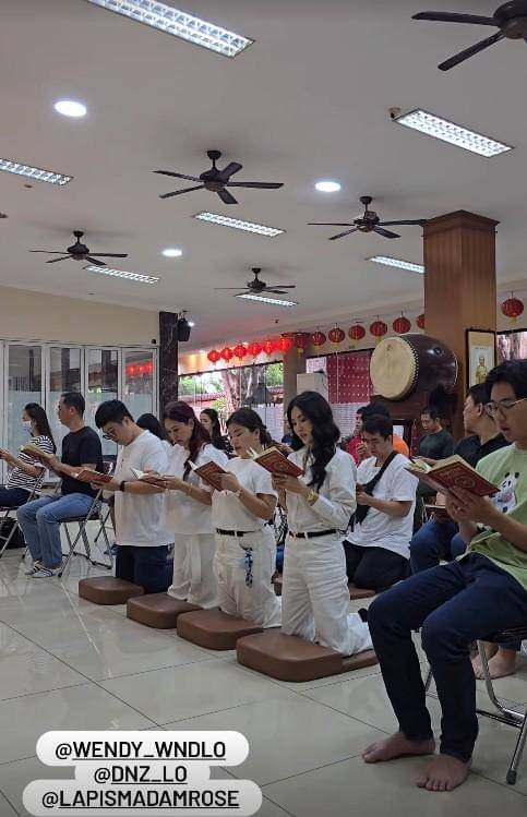 Sarwendah Memperingati 100 Hari Kepergian Sang Ayah (instagram.com/sarwendah29)