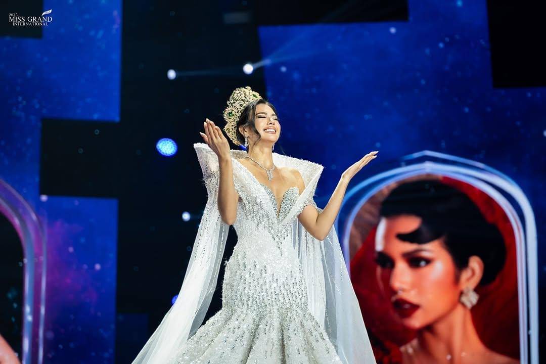 Potret Last Walk Miss Grand International 2024 Christine Juliane Opiaza