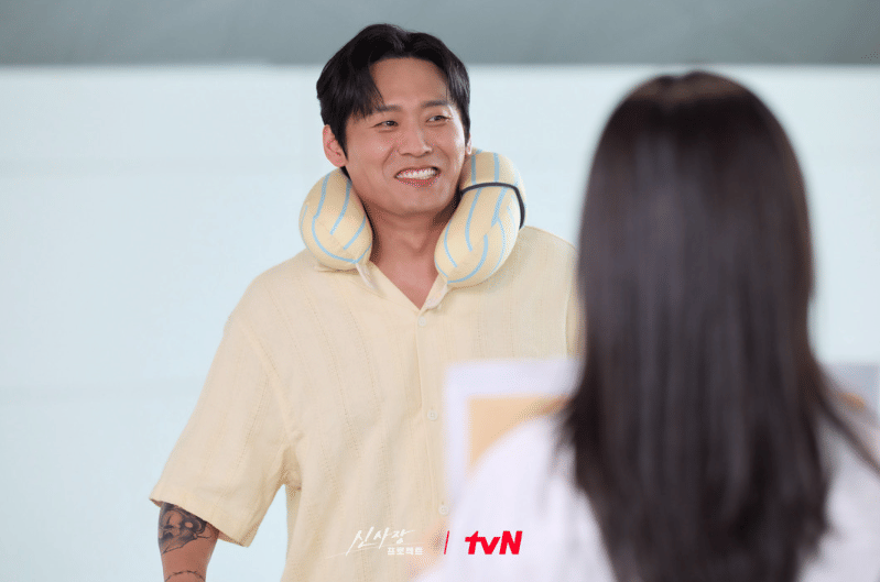 Choi Dae Hoon di drama Shin's Project