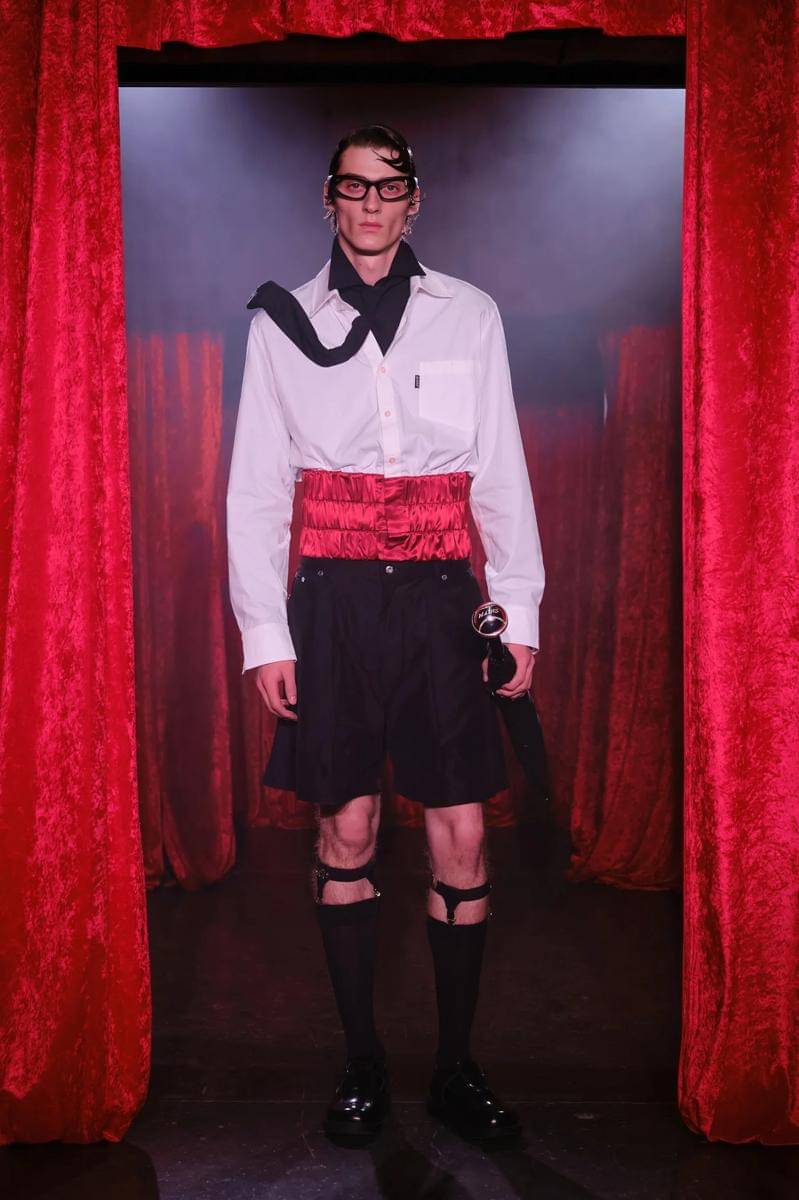 Koleksi MAINS S/S '26 di London Fashion Week