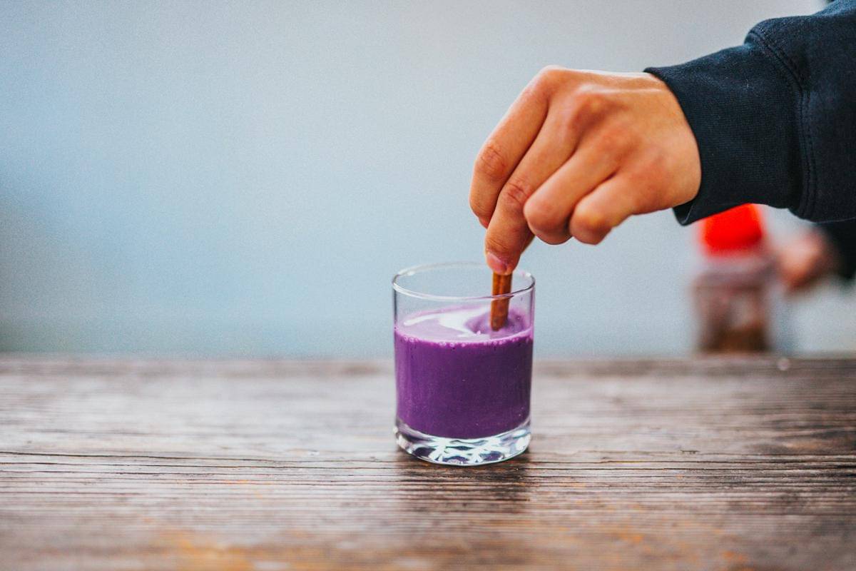 ilustrasi minuman taro