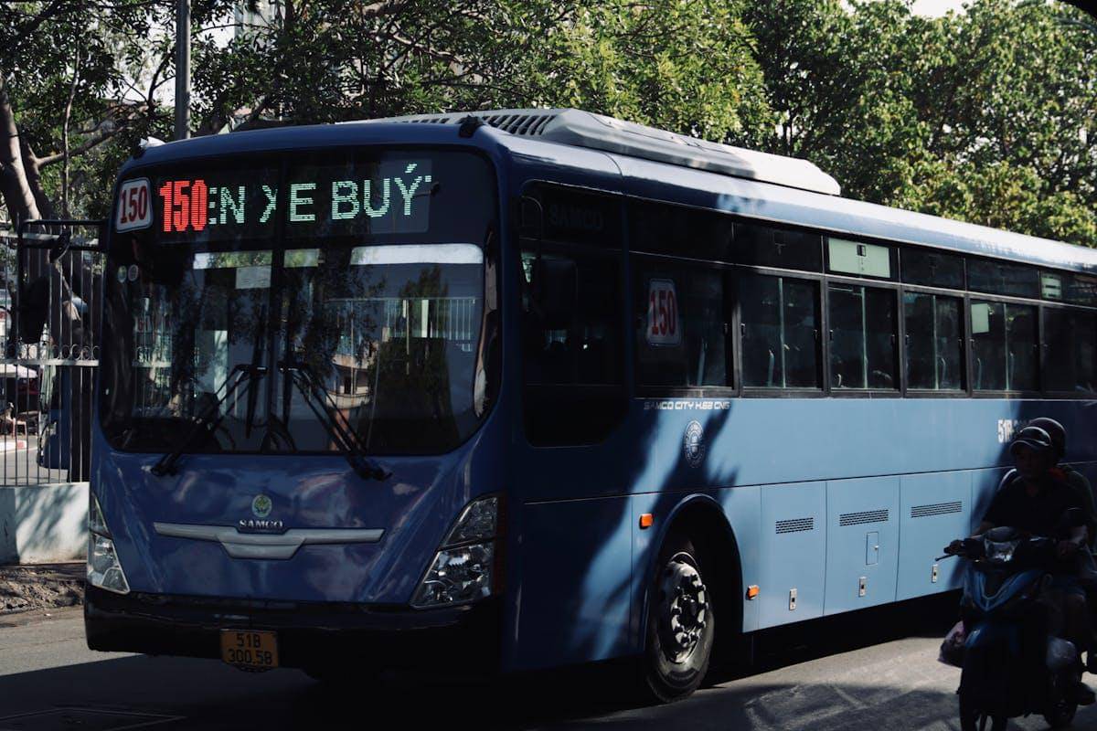 ilustrasi bus di Vietnam