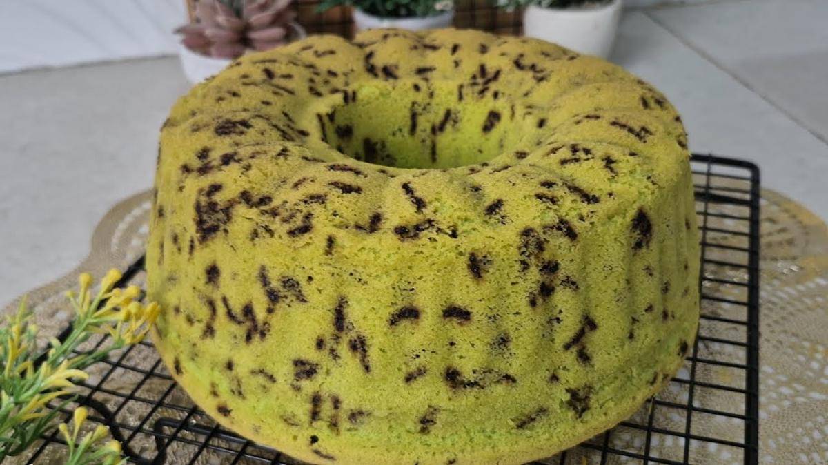 ilustrasi bolu mentega pandan meses