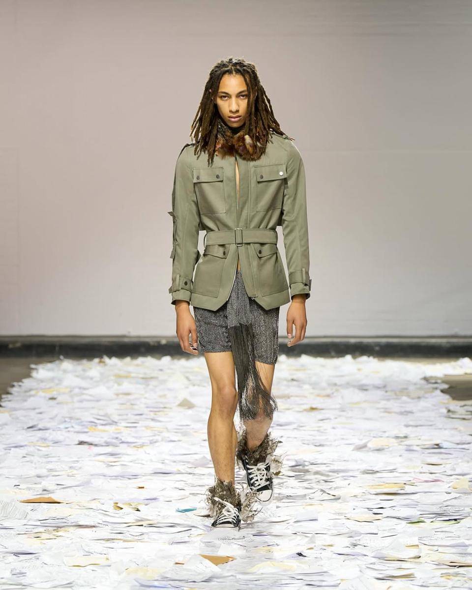 Koleksi Oscar Ouyang S/S '26 di London Fashion Week