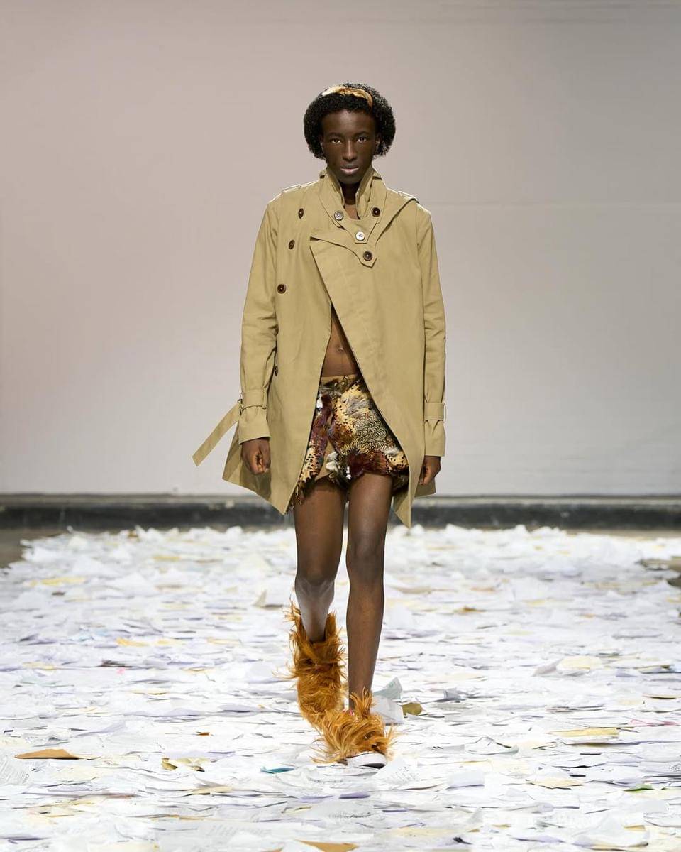 Koleksi Oscar Ouyang S/S '26 di London Fashion Week