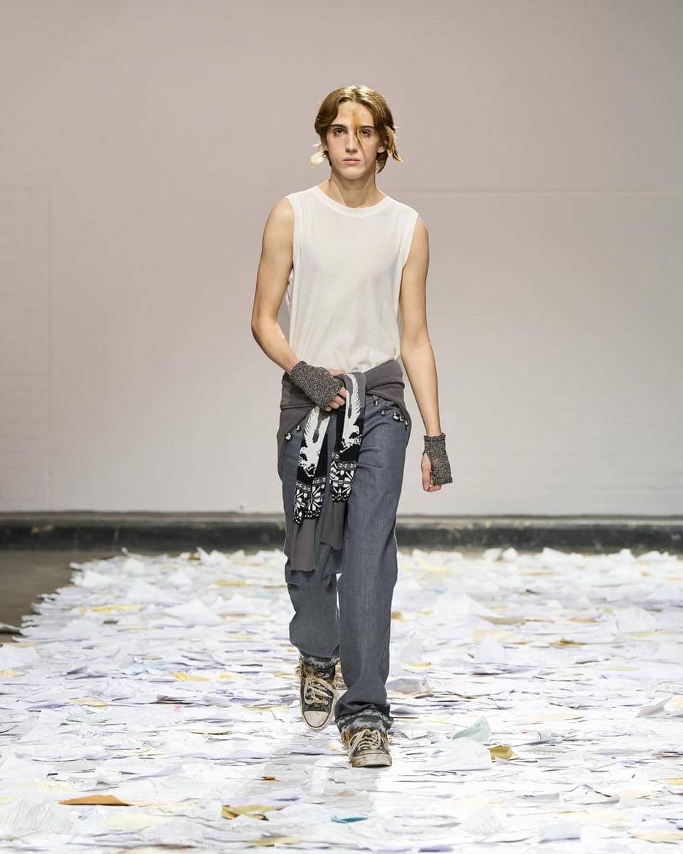 Koleksi Oscar Ouyang S/S '26 di London Fashion Week