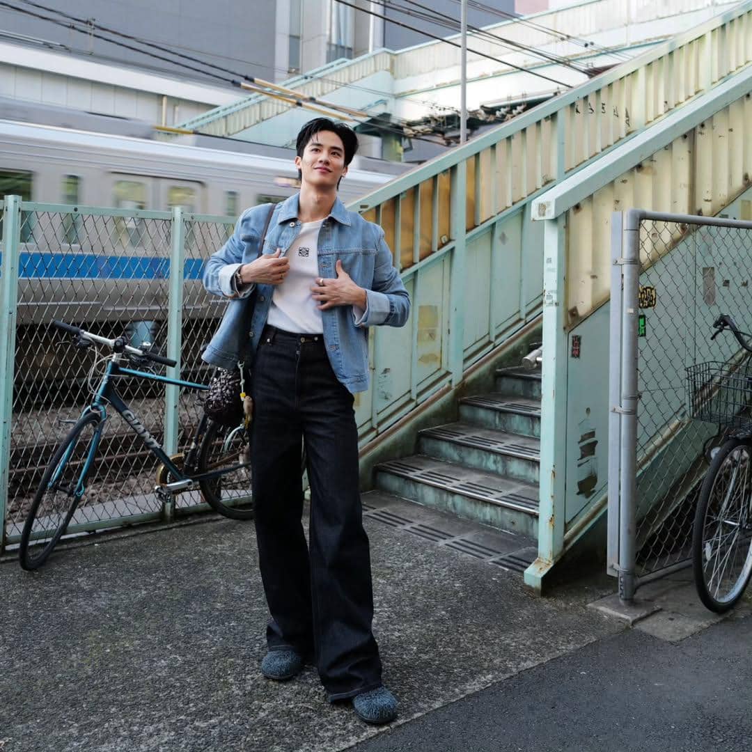 inspirasi outfit Tay Tawan