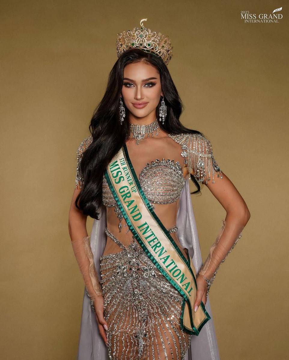 Potret Official Photoshoot Jajaran 10 Besar Miss Grand International 2025