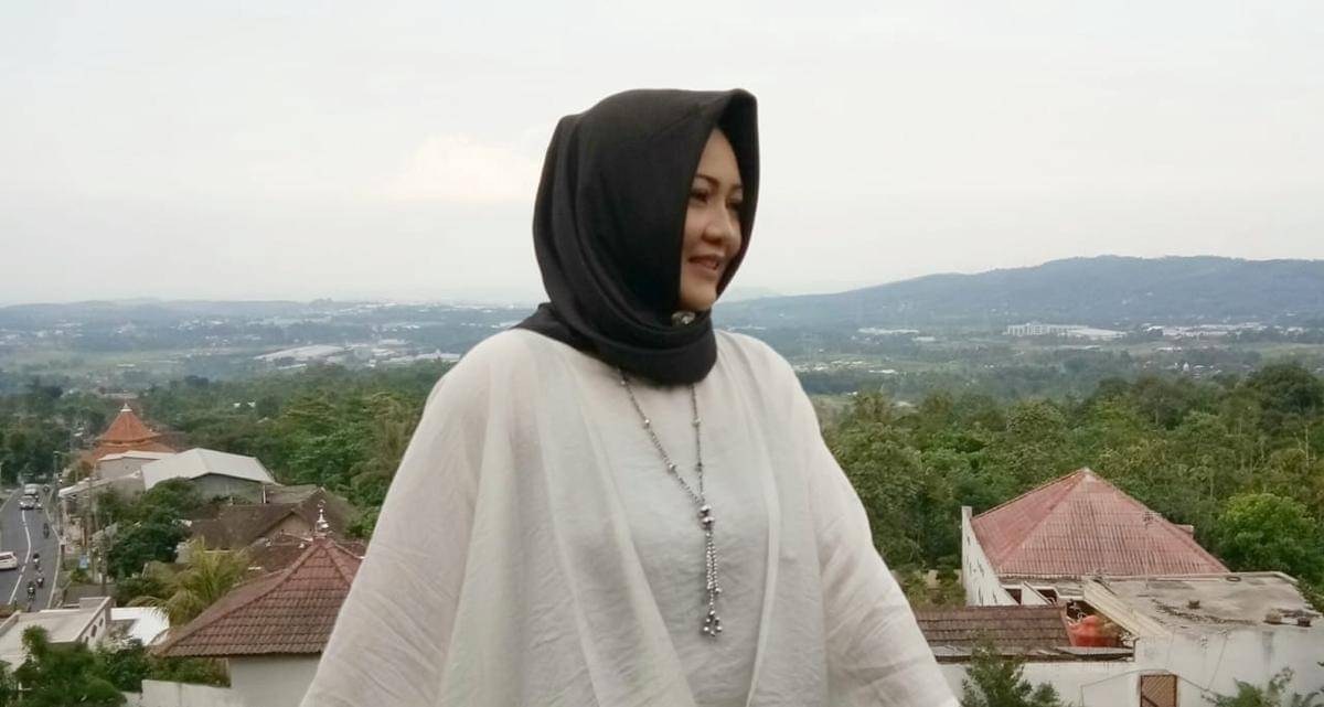 Santi Inderawati, ST., MM., Mahasiswa Program Studi (S2) Magister Perencanaan Wilayah dan Kota Universitas Islam Sultan Agung Semarang. (Dok. Pribadi)