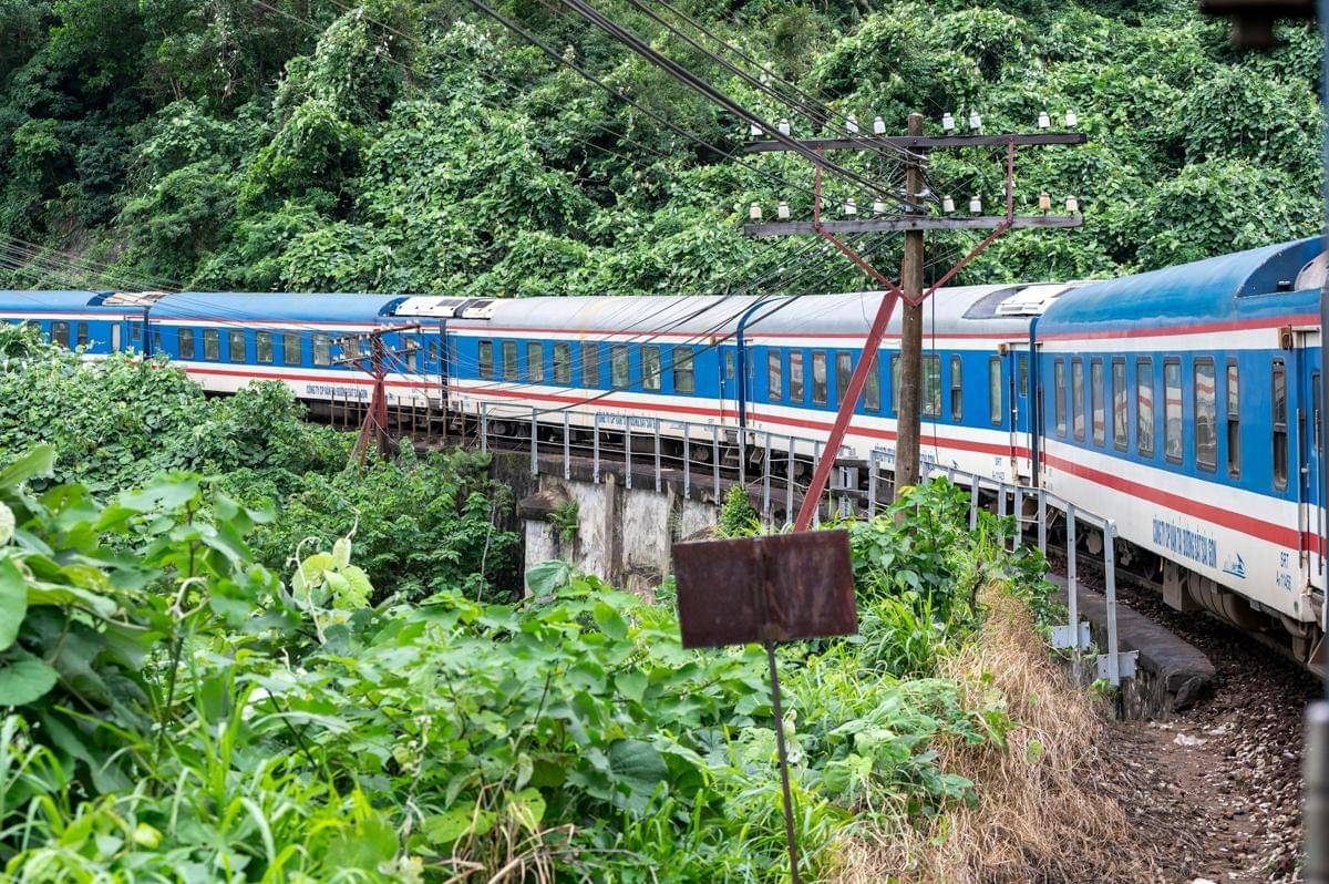 Potret kereta api di Vietnam