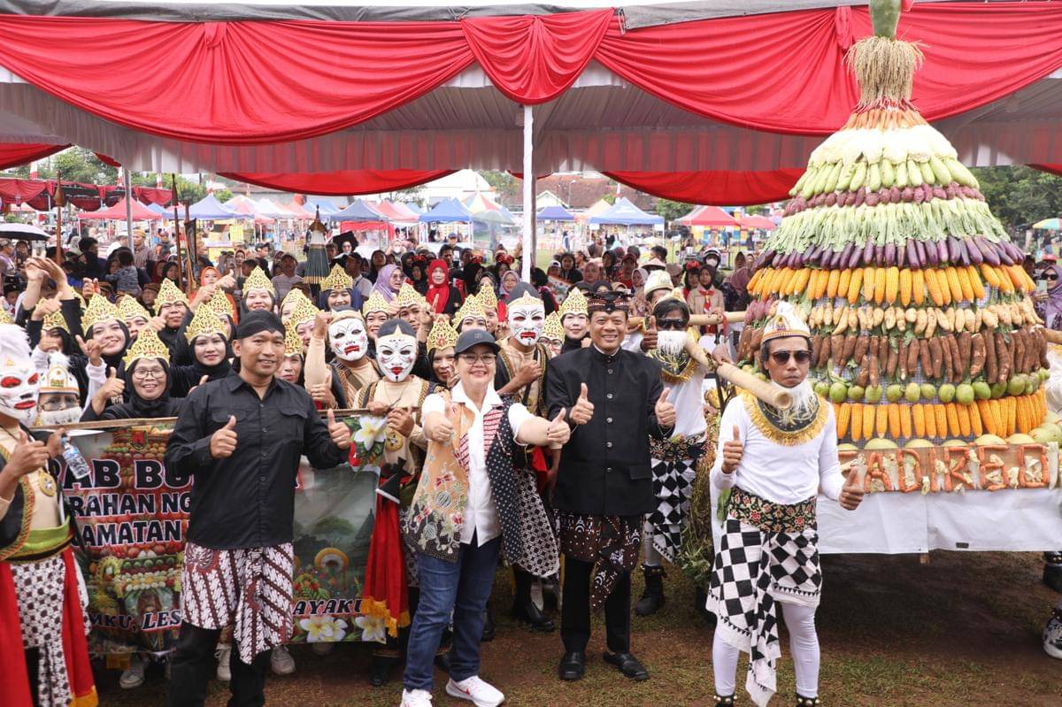 kirab budaya, gunungan, sumpah pemuda