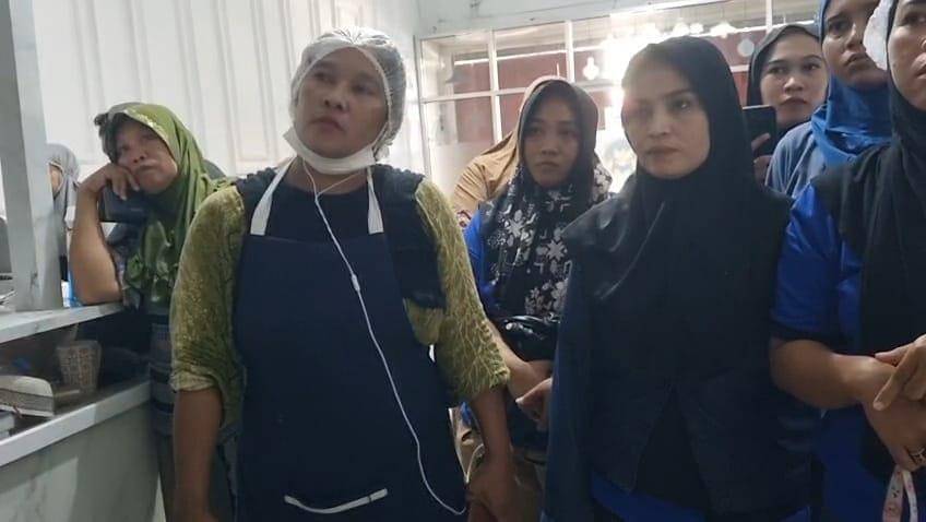 Karyawan dapur Program Pelayanan Pemenuhan Gizi (SPPG) Yayasan Sinar Jaya Rezki, mengamuk dan melakukan protes/Istimewa