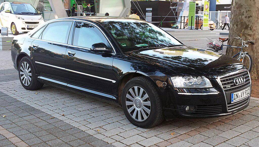 Audi A8 L Security