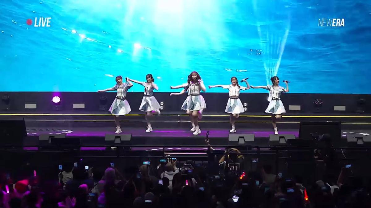 JKT48 dan AKB48 di Meet and Greet Sister Reunion