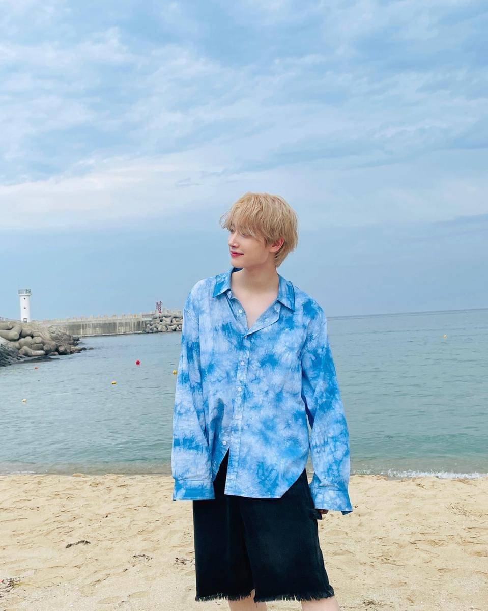 OOTD Kemeja ala Member TEMPEST