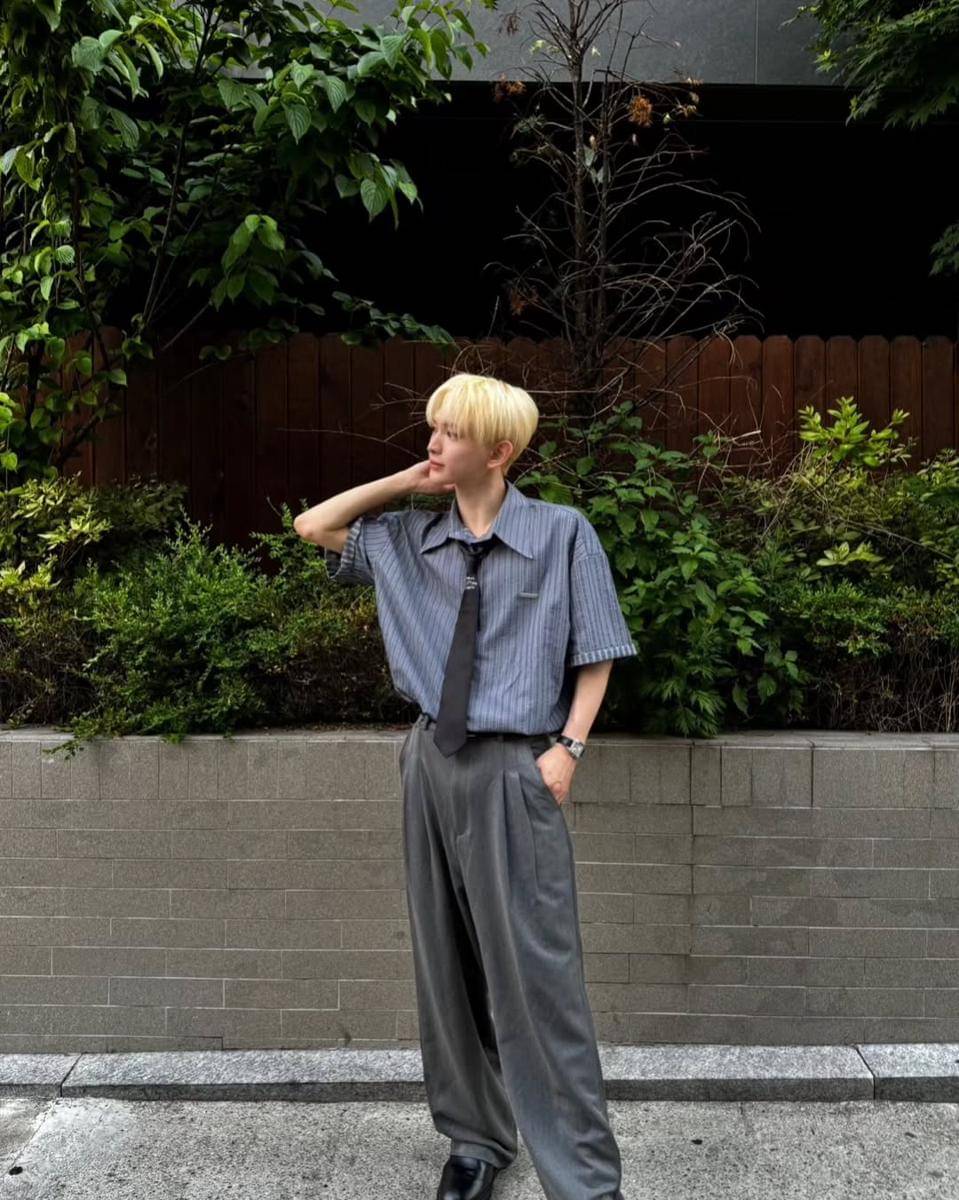 OOTD Kemeja Member TEMPEST