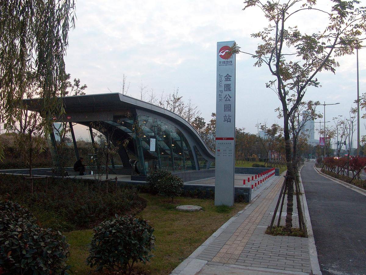 ilustrasi stasiun metro di China