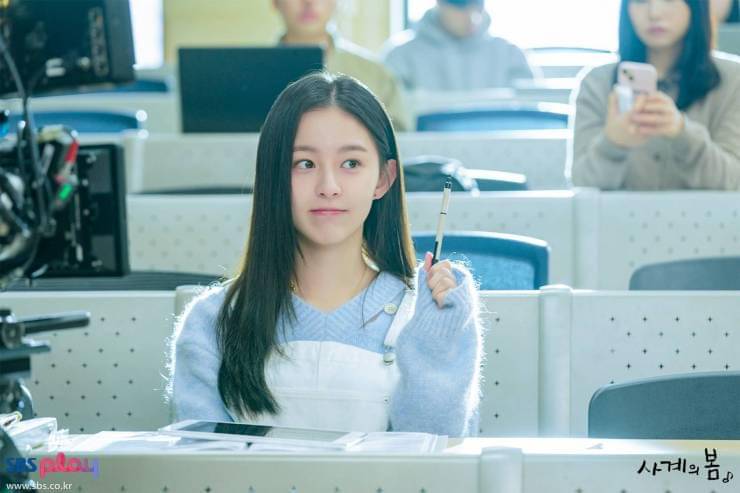 cuplikan drama Spring of Youth