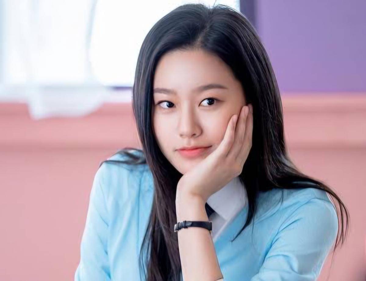 Park Yoo Na di True Beauty