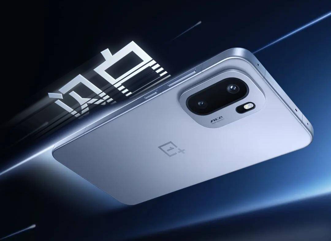 tampilan sisi belakang OnePlus Ace 6