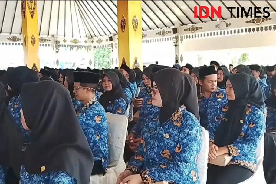 Ilustrasi para ASN Kabupaten Magetan (IDN Times/Riyanto)