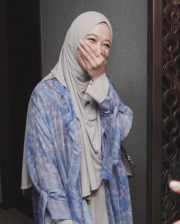 Kejutan Ultah Poppy Bunga (instagram.com/poppybungariphat)