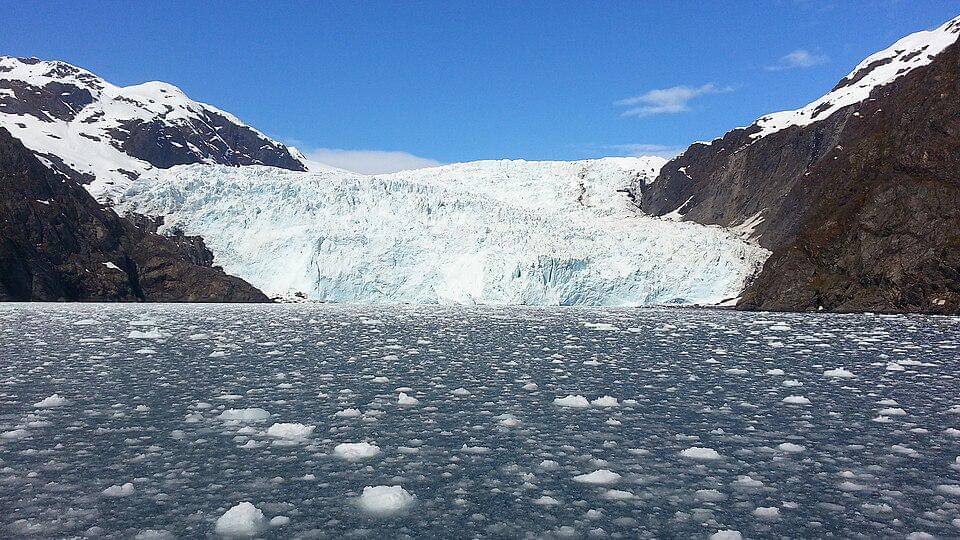 gletser yang ada di Seward, Alaska, Amerika Serikat