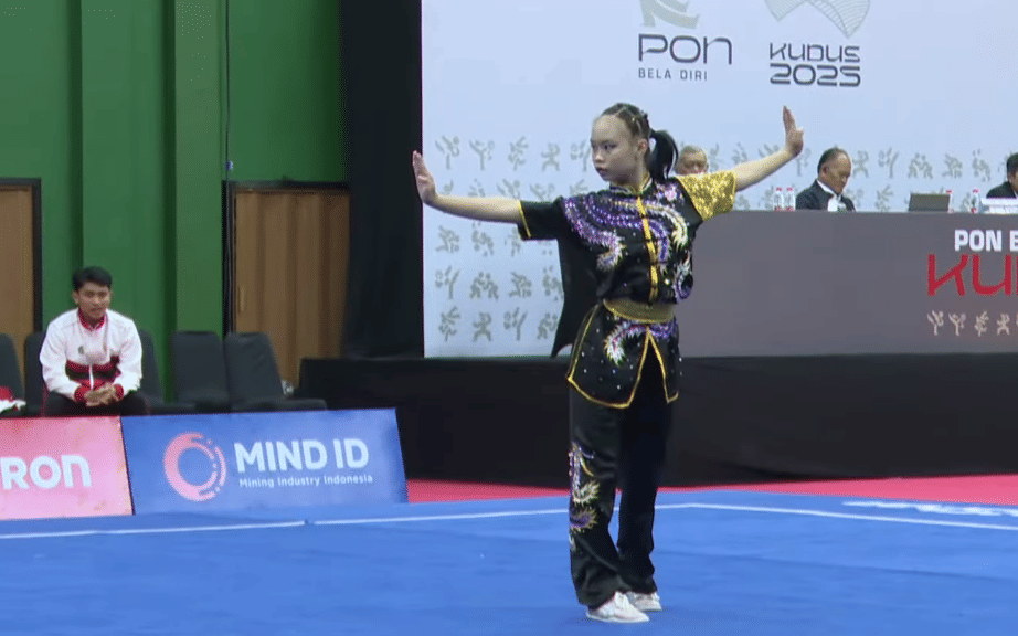 Anasera Zahraa saat berlaga di nomor Chang Quan putri.