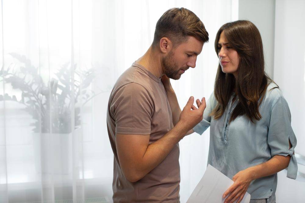 ilustrasi pasangan bertengkar