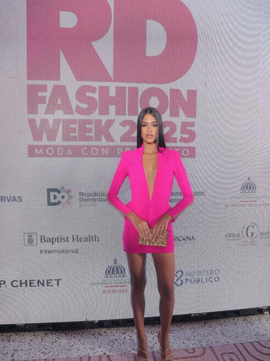 potret Valeria Conde, Miss Earth Republik Dominika 2025