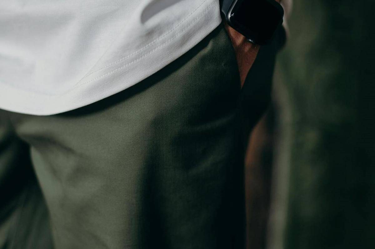 ilustrasi celana katun twill