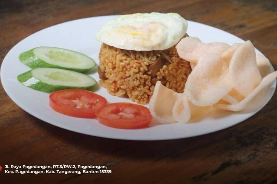 potret nasi goreng teri medan Togu Coffee Roastery