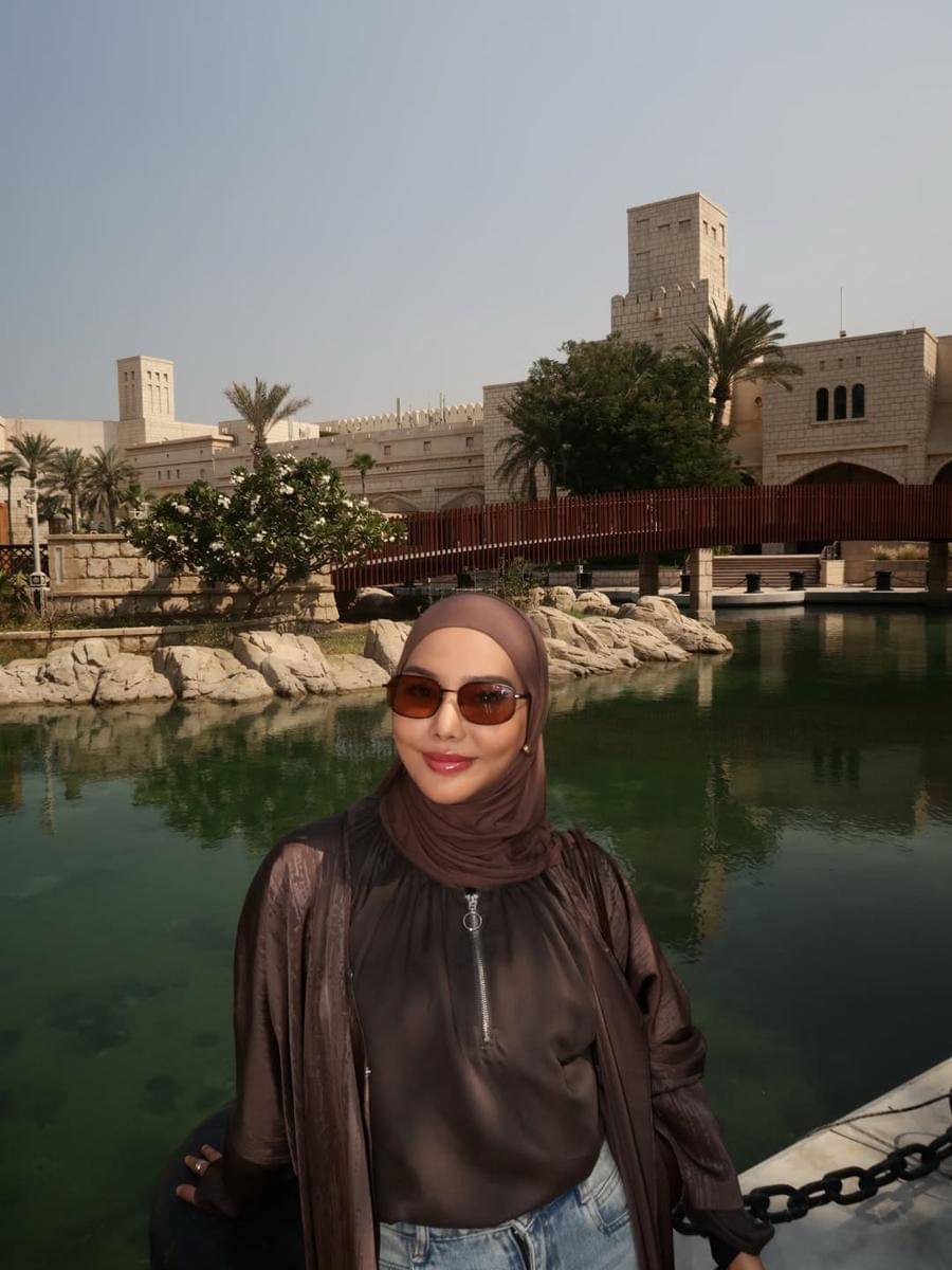 Dara Arafah berkeliling Souk Madinat Jumeirah Dubai
