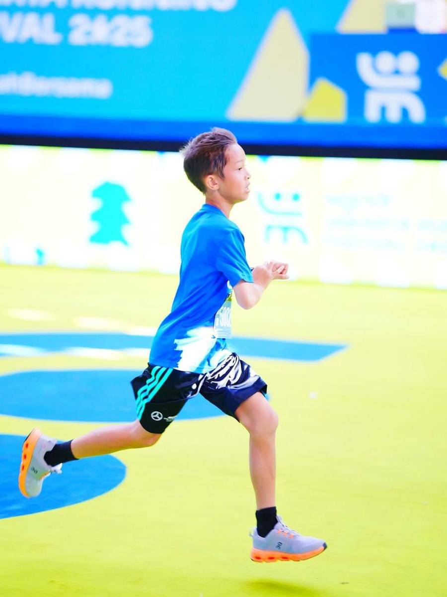 Kenji anak Irfan Bachdim ikut marathon 5KM