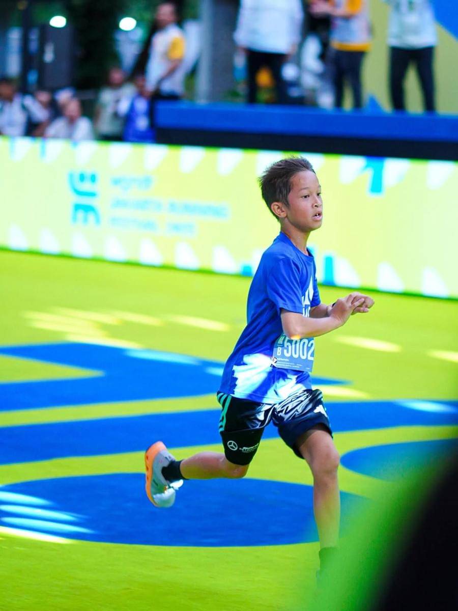 Kenji anak Irfan Bachdim ikut marathon 5KM