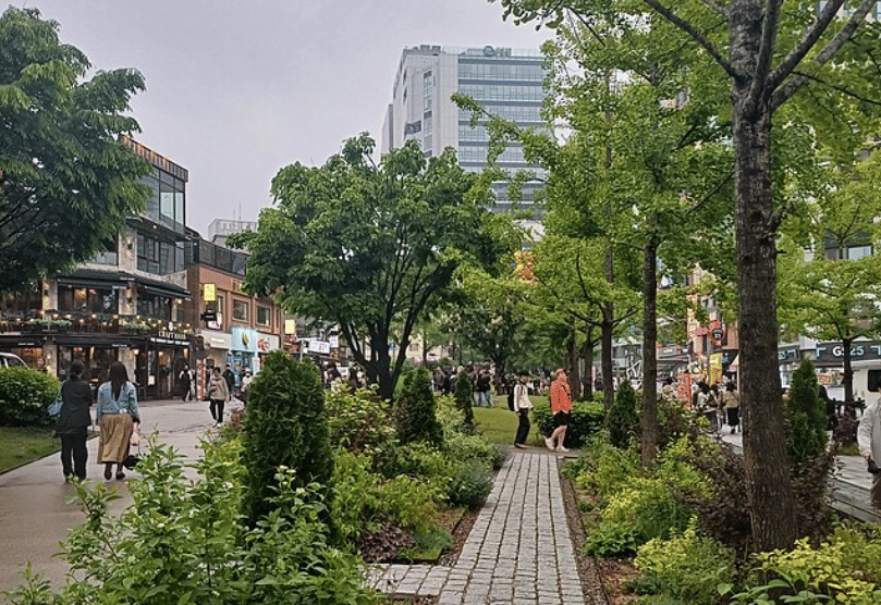 potret Gyeongui Line Forest Park