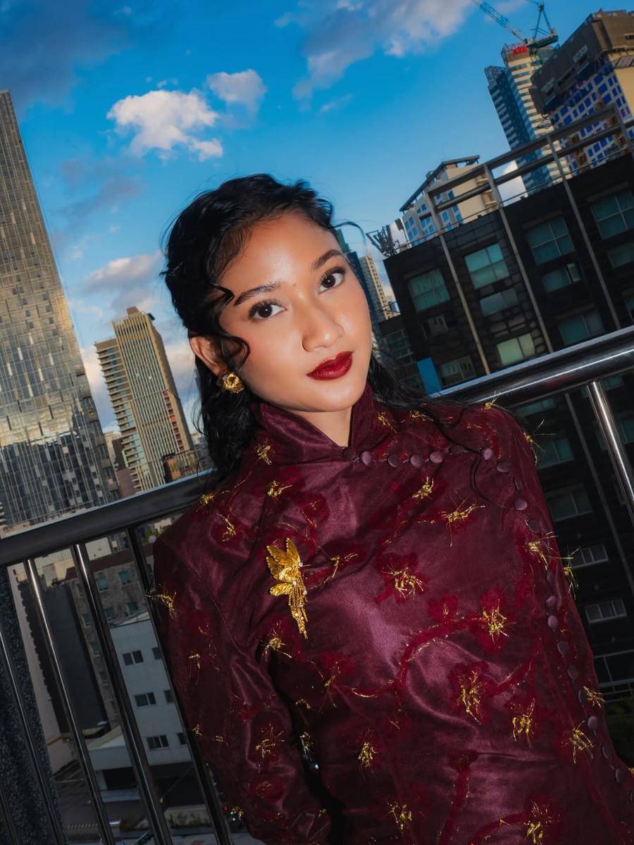 Inspirasi makeup ala Claresta Taufan